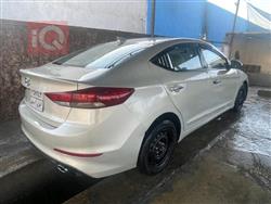 هیوندای ئەلەنترا